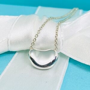 Tiffany & Co mini bean Elsa Peretti 925 sterling 16”